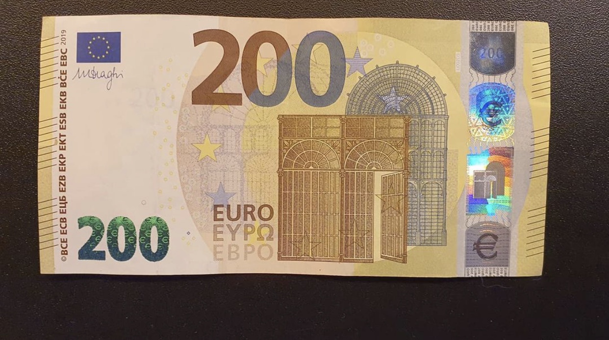Prop Money Prop Euro Realistic 1/1 Same Size Money 100pcs 200 