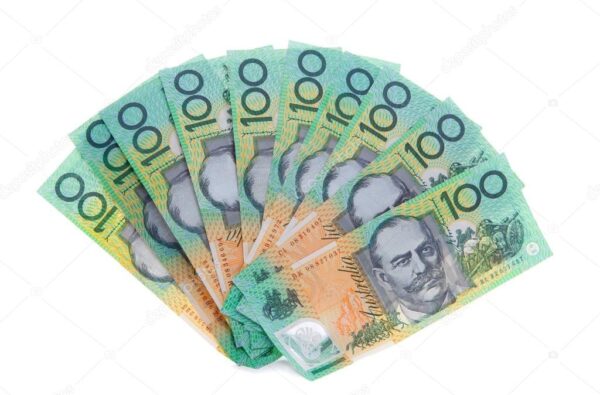 Australian 100 dollar bill